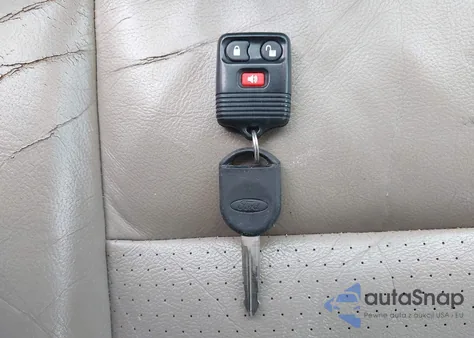 2005 Ford Freestyle Limited from USA, damaged, VIN 1FMDK06175GA15116